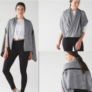 NWOT Lululemon Vinyasa Wrap Running Luon Spray Jacquard White Black / Black